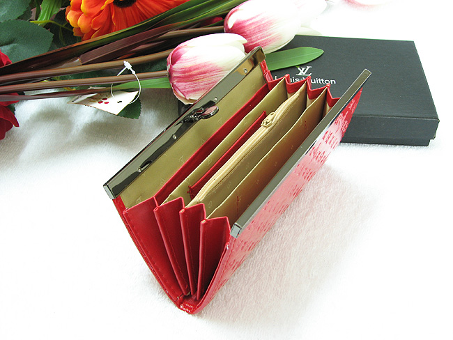 LV路易威登女士漆皮扳扣钱夹 红色 LV0086-第2张图